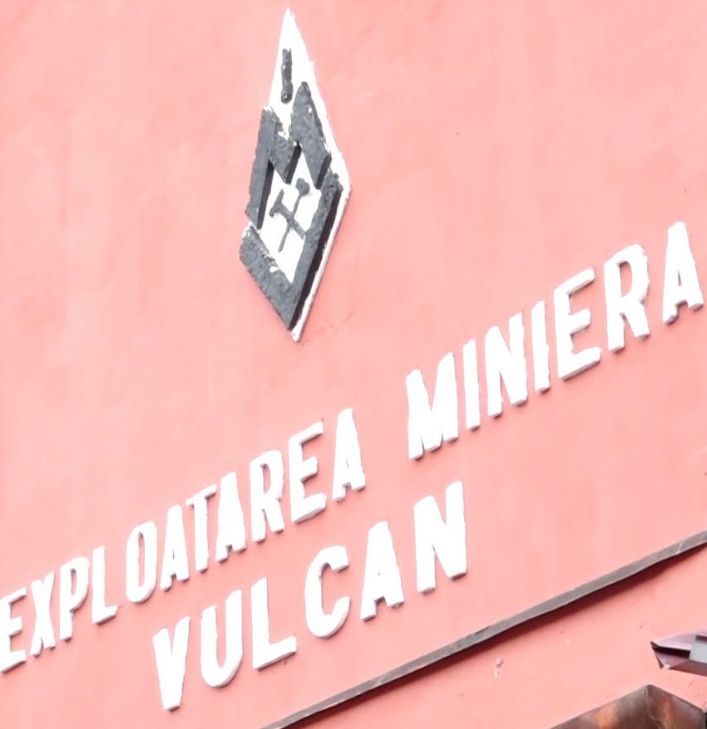 Criza de la mina Vulcan: 67 de mineri refuză să iasă din subteran din cauza diferențelor salariale
