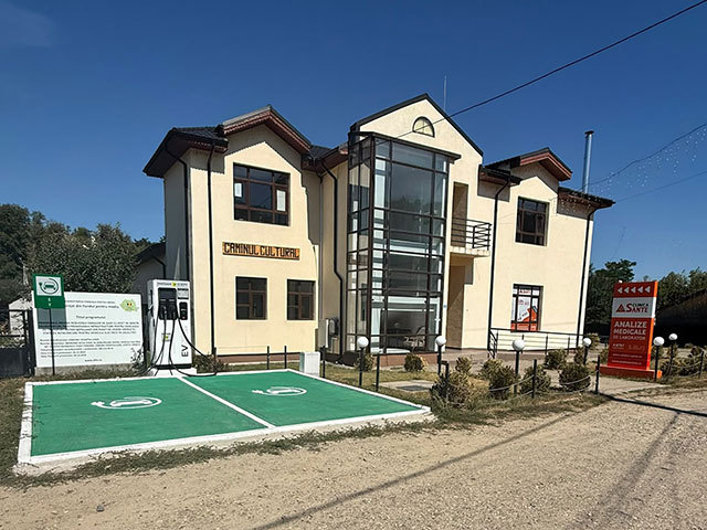 Criza medicală în mediul rural: Comuna Vizantea-Livezi nu mai are dentist de șapte ani
