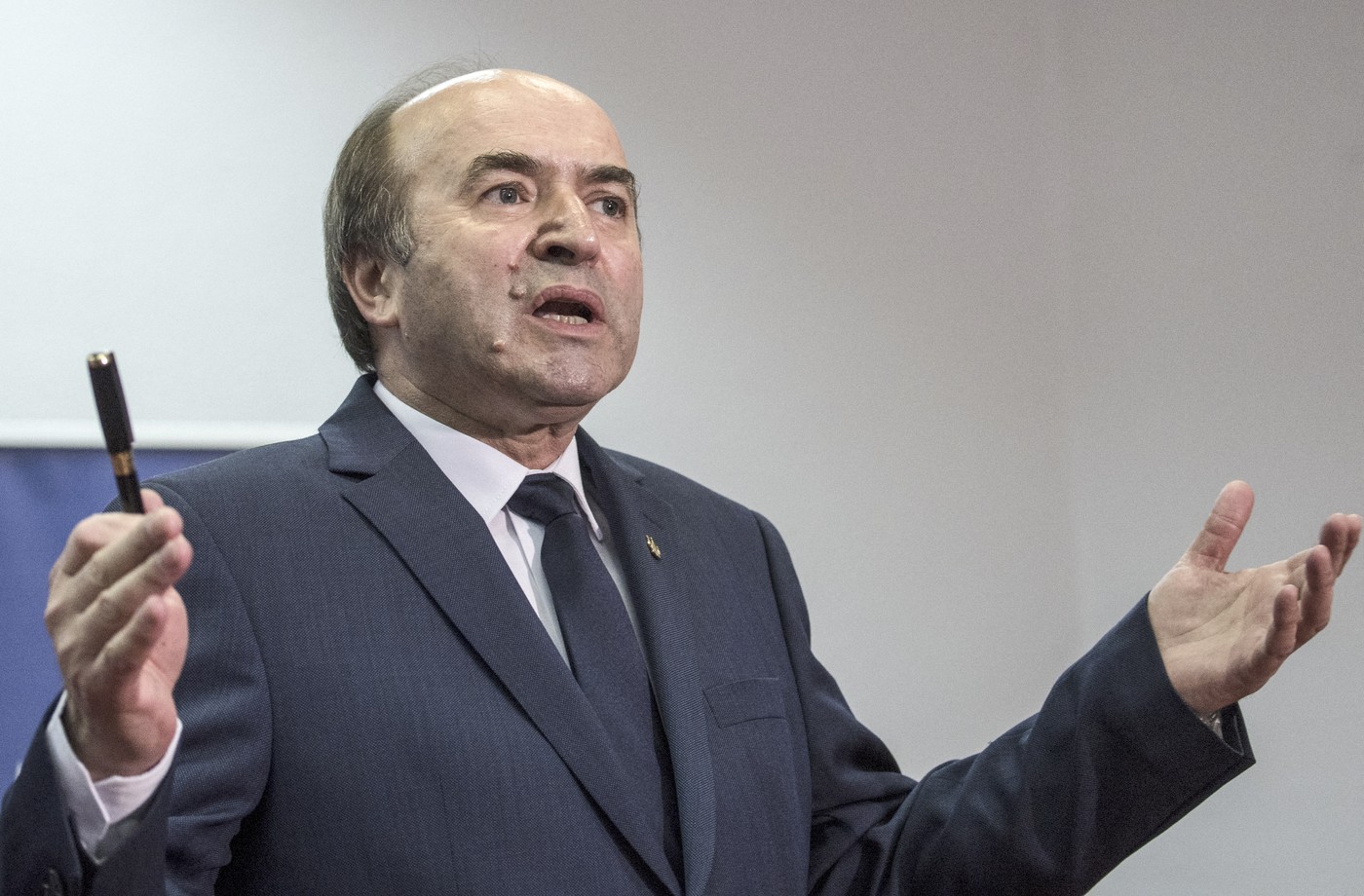 Scandal la Facultatea de Drept din Iași: Alexandru Toader reținut pentru viol și agresiune sexuală