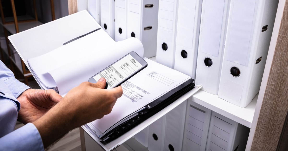 Instanțele pot forța desecretizarea documentelor clasificate ca secret de serviciu