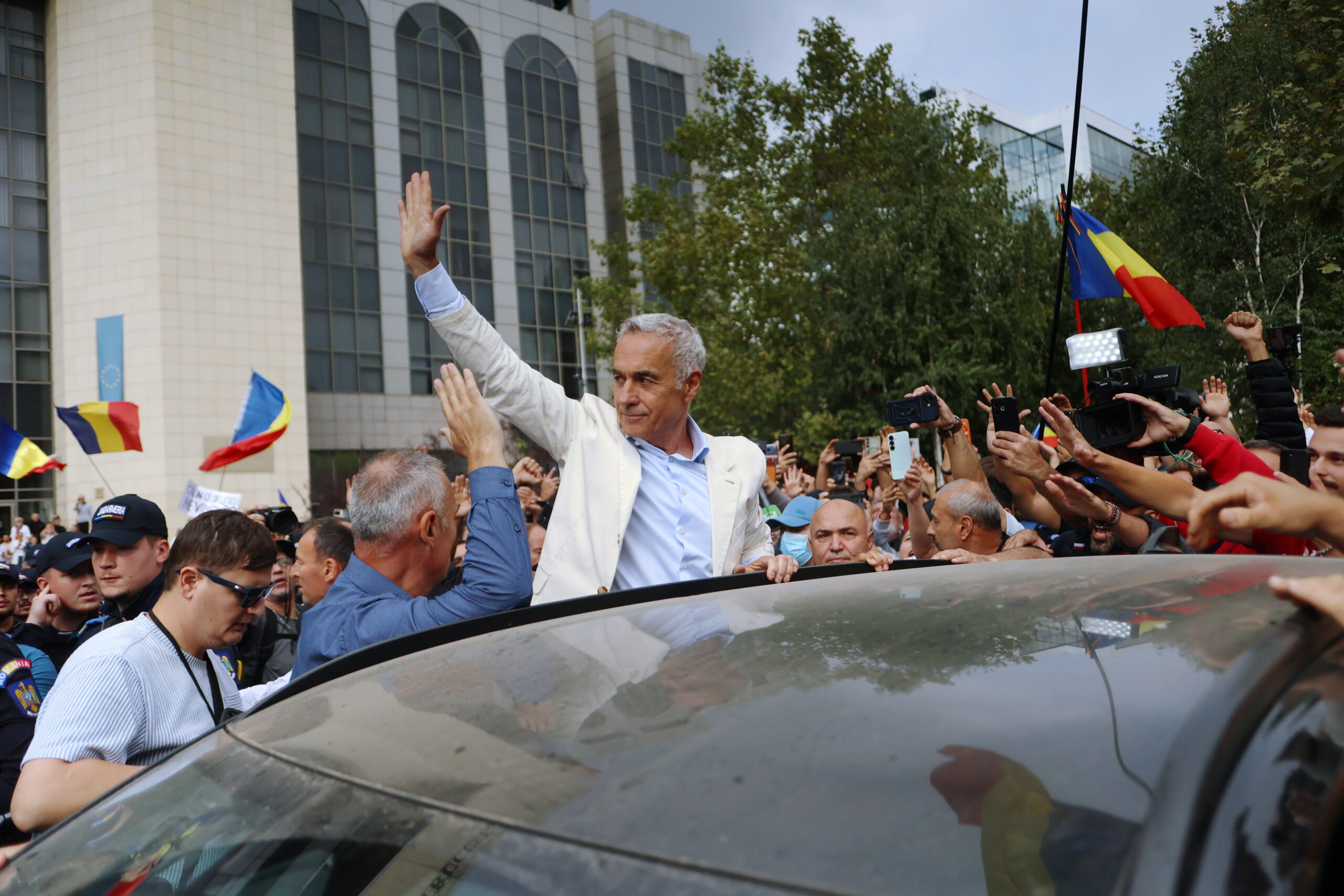 Călin Georgescu trece de la arest la control judiciar: magistratul a respins probele DIICOT