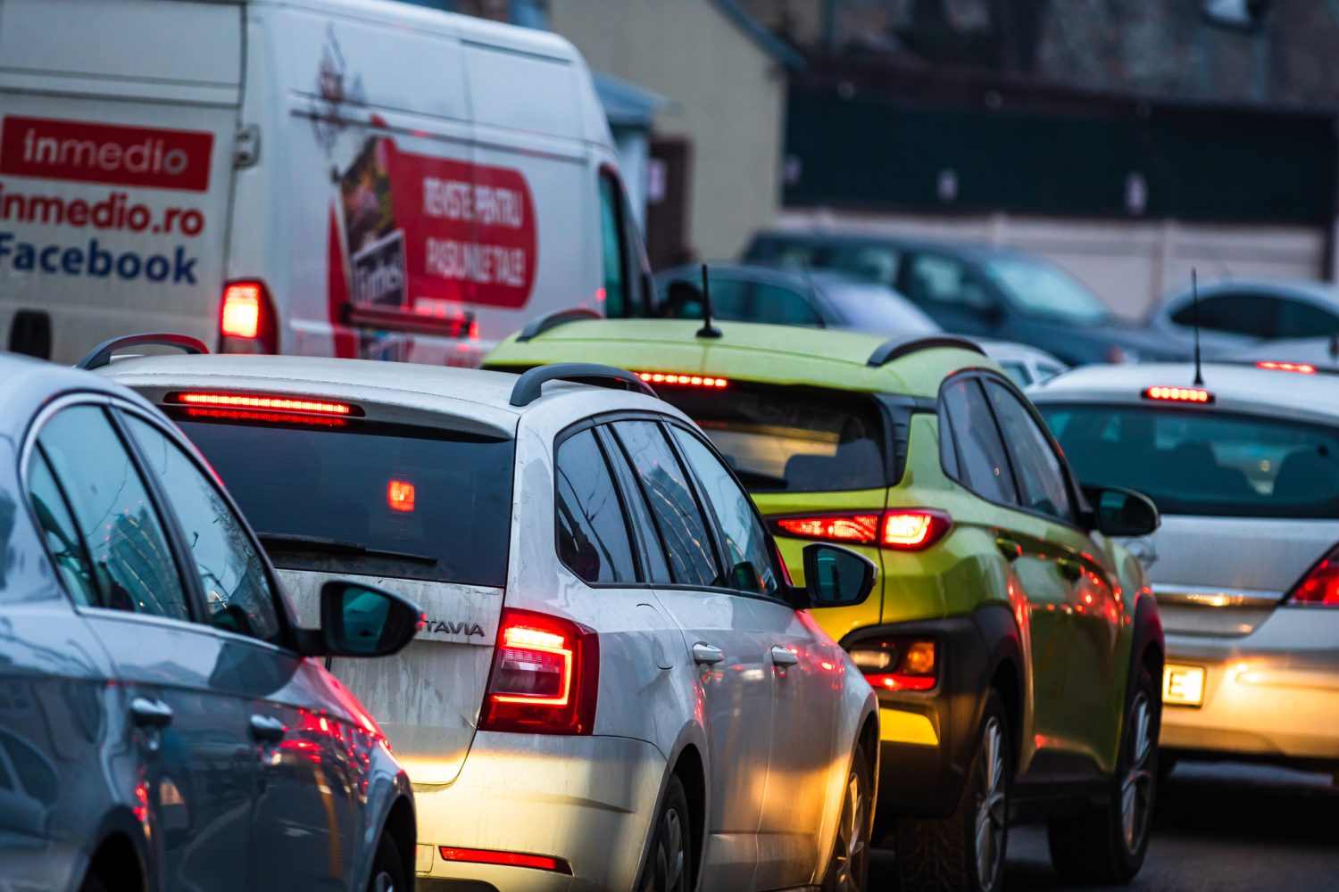 Bucureștiul este un oraș greu de traversat: locuințele sunt departe de locurile de muncă
