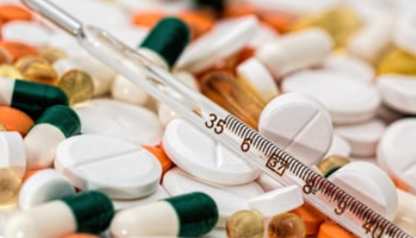 Colapsul grupului de farmacii al nepotului lui Marcel Ciolacu: 337 de milioane de lei în datorii