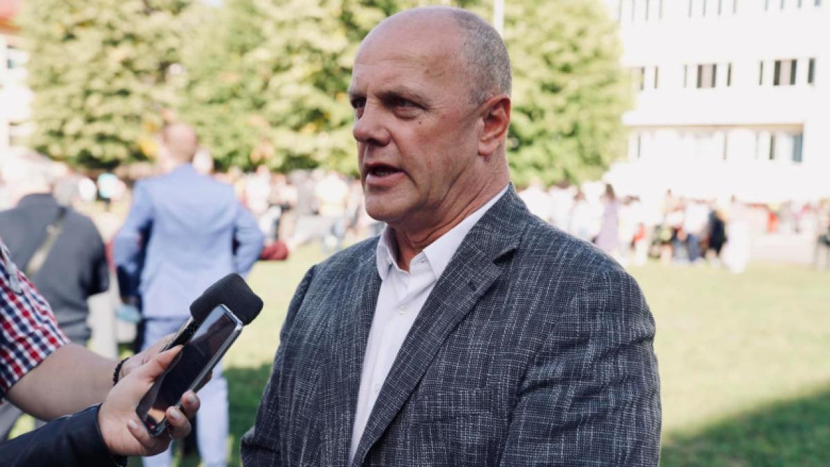 Primarul Reșiței, Nelu Popa, trimis în judecată pentru violență și amenințări