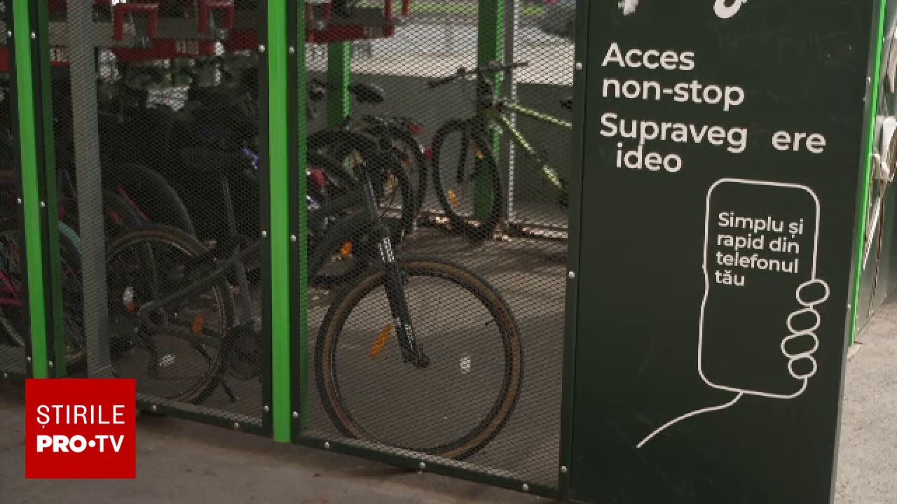 Locuri de parcare pentru biciclete la un leu pe lună: cerere masivă și liste de așteptare în București