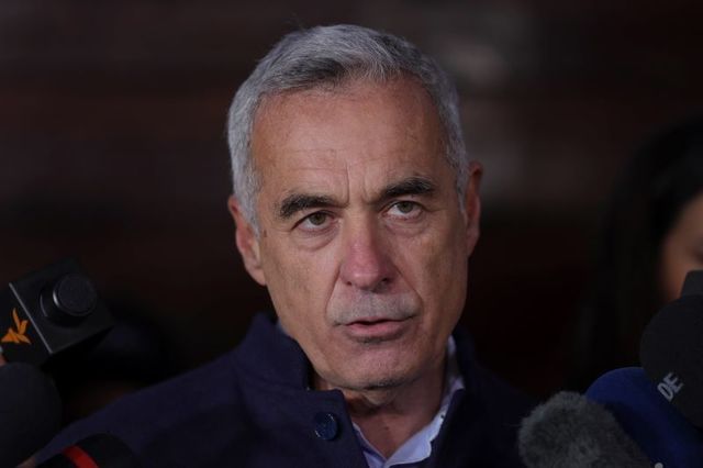 Călin Georgescu a fost ridicat din trafic de DIICOT în urma perchezițiilor din mai multe localități