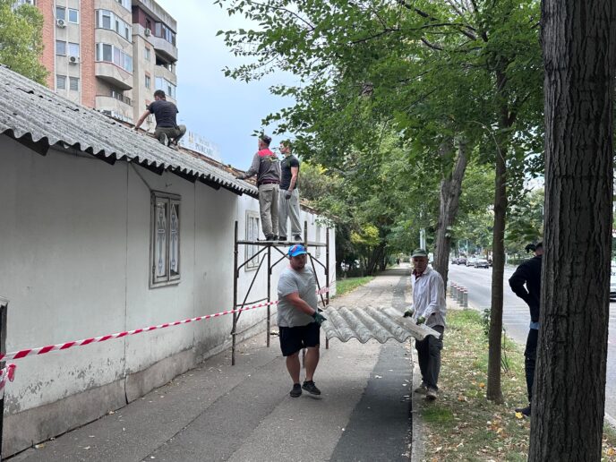 Demolarea unei biserici construite ilegal în Constanța: au început lucrările de dezmembrare
