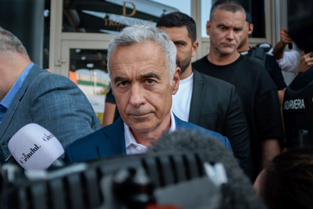 Călin Georgescu, reținut de DIICOT în dosar de înșelăciune cu prejudiciu de 1,1 milioane euro
