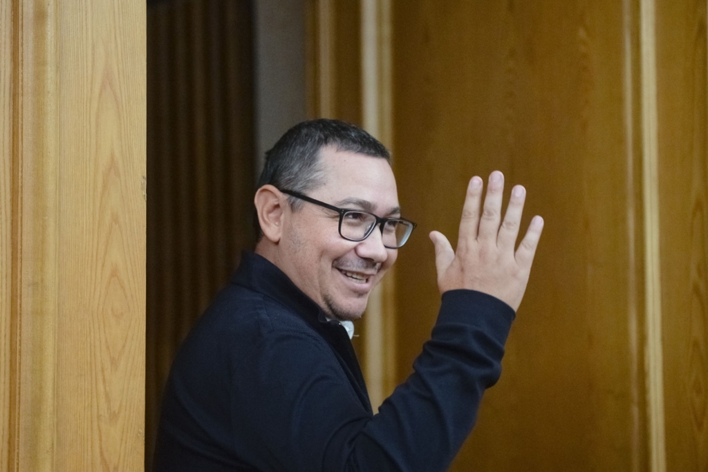 Victor Ponta critică reținerea lui Călin Georgescu: „Am ajuns să îl arestăm pe contracandidat ca în Rusia”