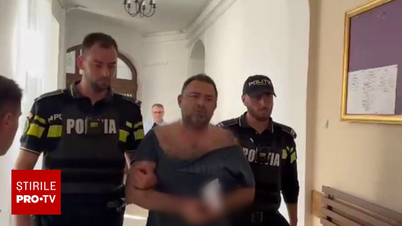 Procurorul Radu Bucurică nu mai este în arest preventiv, dar va fi internat medical