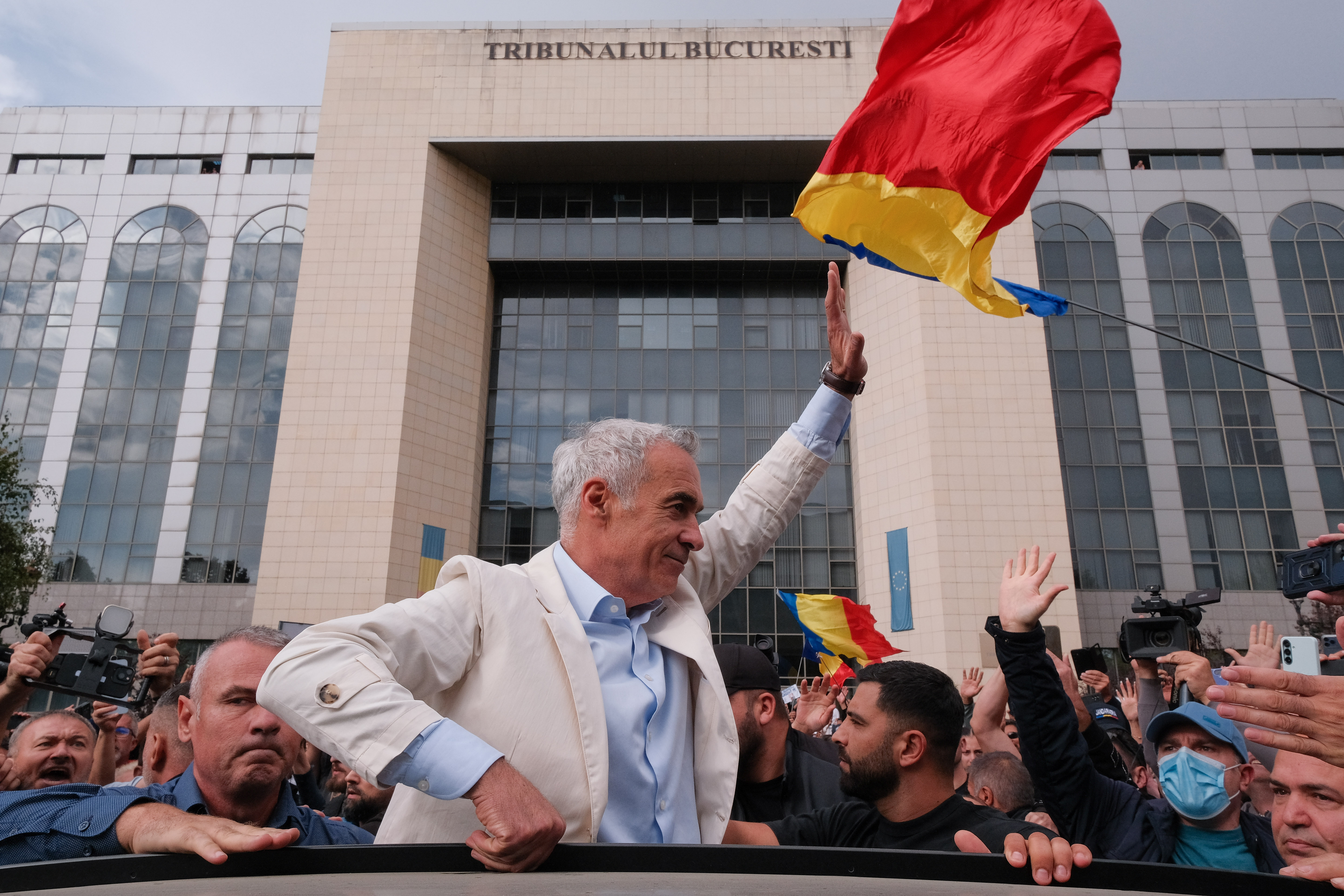 Politologul Cristian Pîrvulescu critică intervenția lui Nicușor Dan și „spectacolul” Parchetului în cazul lui Călin Georgescu