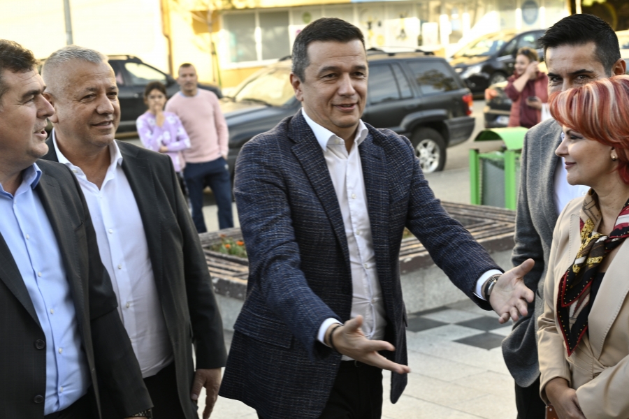Efectul de „junk” asupra economiei: Politicienii ignoră riscul de colaps al bugetelor țării