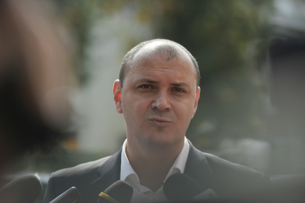 Sebastian Ghiță îl acuză pe Siegfried Mureșan de legături cu serviciile secrete germane