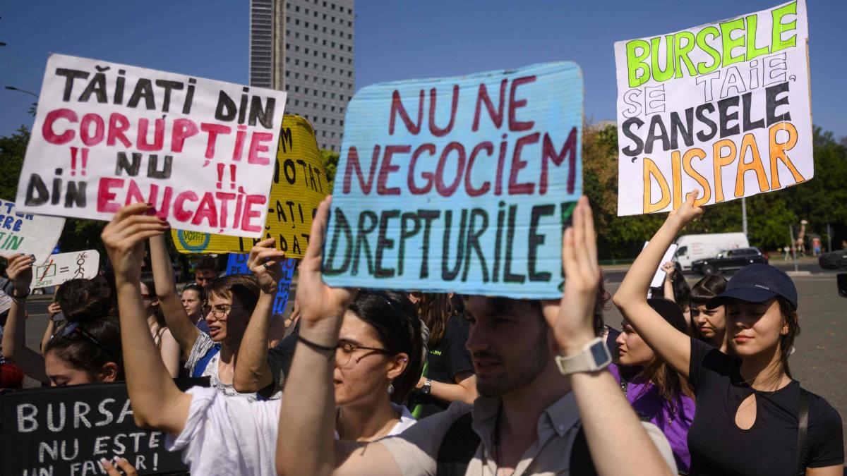 ANOSR solicită măsuri urgente pentru studenți: cer majorarea burselor și eliminarea incompatibilităților politice