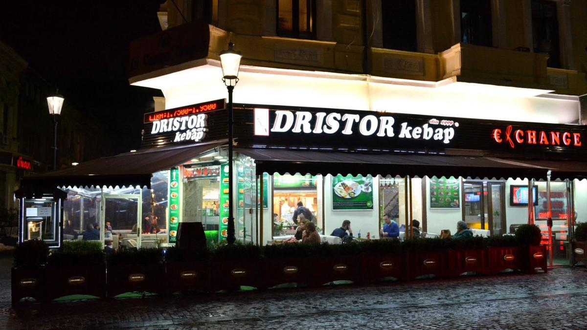 Rețea criminală din România: Patronul Dristor Kebab este implicat într-o schemă de spălare de bani