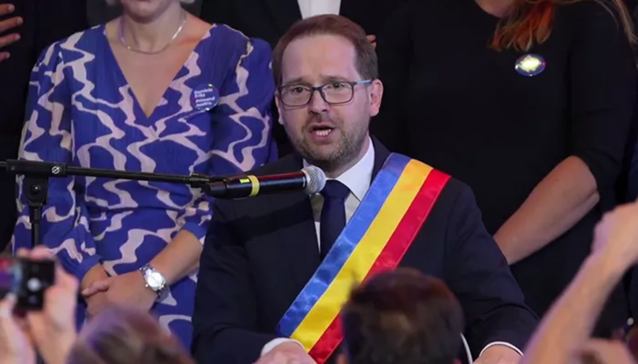 Ironii la Timișoara: Vicepreședintele ANCOM critică spectacolul de adio al lui Dominic Fritz