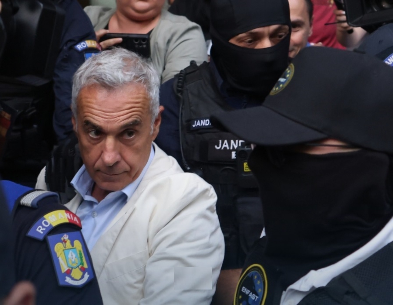 Călin Georgescu a fost arestat preventiv de Curtea de Apel București în dosarul de înșelăciune
