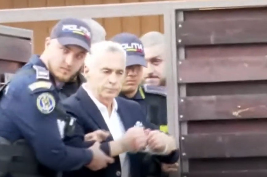 Călin Georgescu a fost arestat preventiv pentru 30 de zile în dosarul DIICOT privind gruparea infracțională