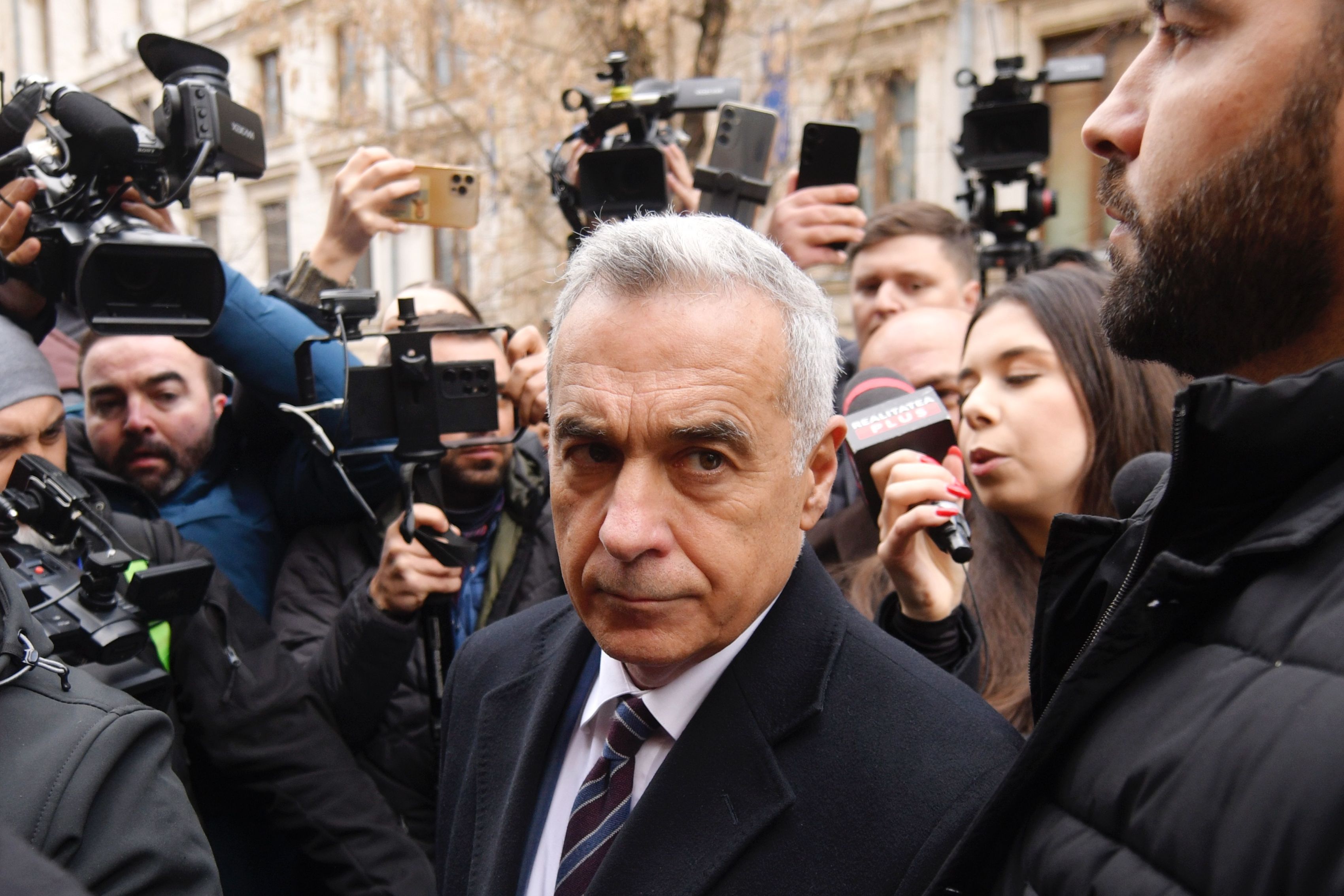 Călin Georgescu a fost inițial lăsat în libertate: Motivarea instanței pentru refuzul arestării