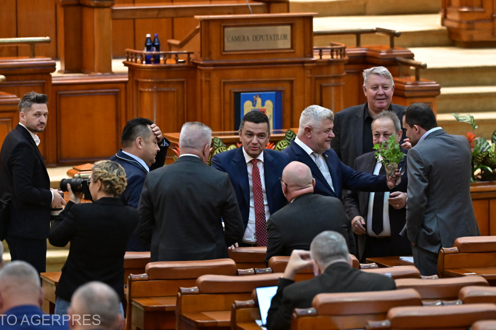 Viitorul democrației în România: Riscul unui război al adevărului și criza de încredere în instituții