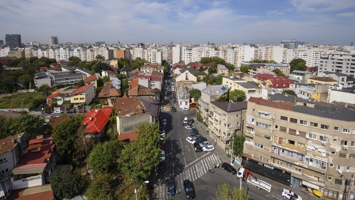 Plan de combatere a poluării în București: 18.000 de locuințe vor fi racordate la gaz până în 2030