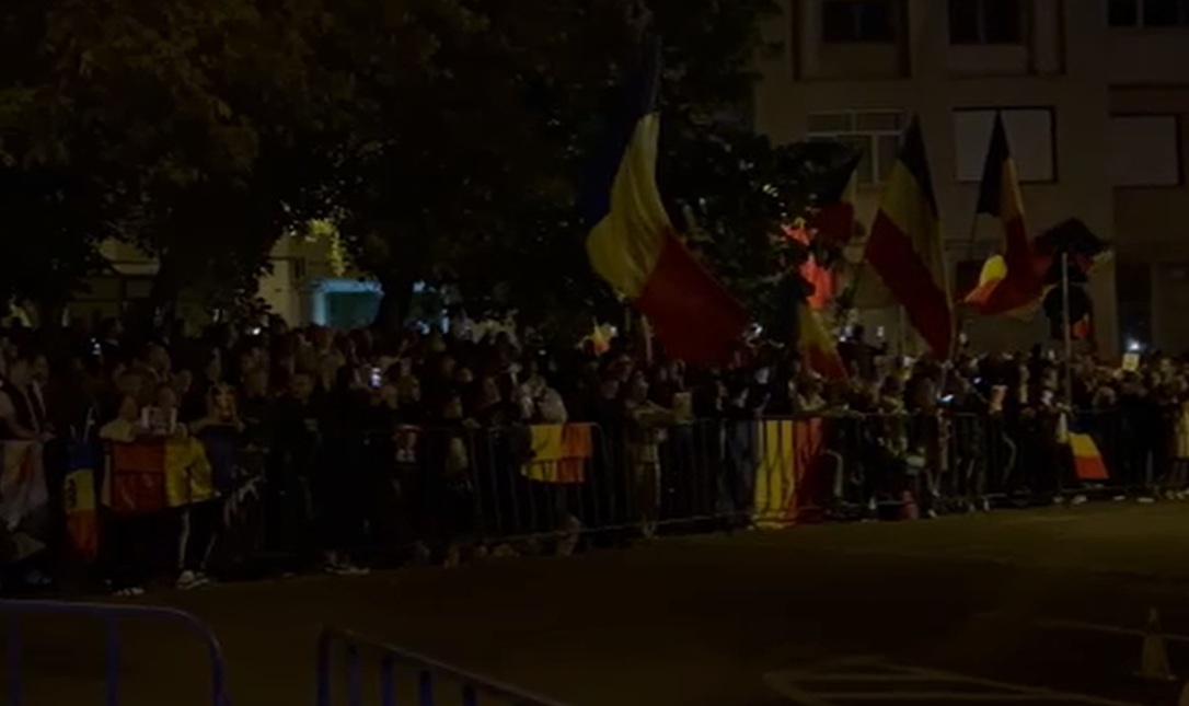 Proteste masive în fața Arestului Central: circa 1.000 de susținători pentru Călin Georgescu