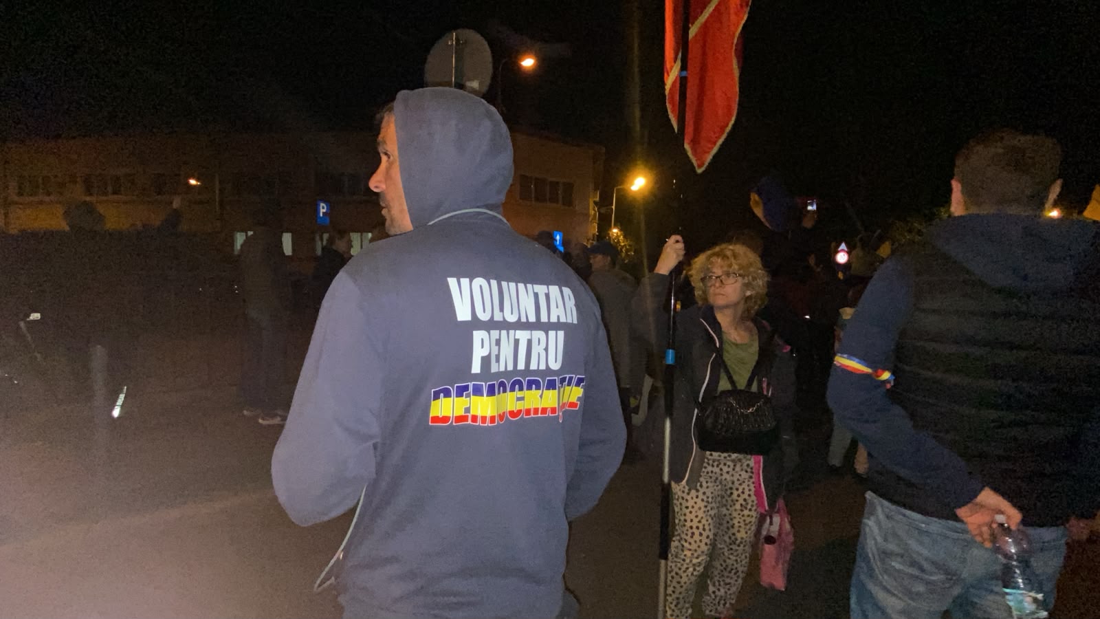 Protest masiv în fața Arestului Central: 2.000 de susținători cer eliberarea lui Călin Georgescu