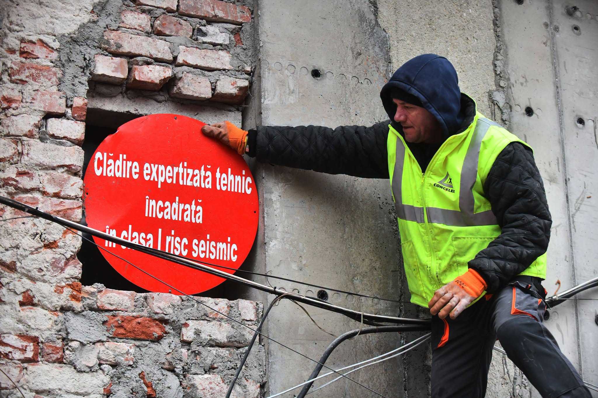 Bucureștiul investește peste 70 de milioane de euro în consolidarea a 13 clădiri cu risc seismic