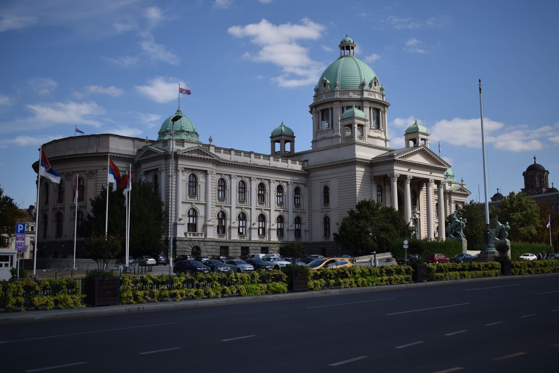 Parlamentul European cere un buget mai mare pentru perioada 2028-2034, cu noi taxe pe digital și cripto
