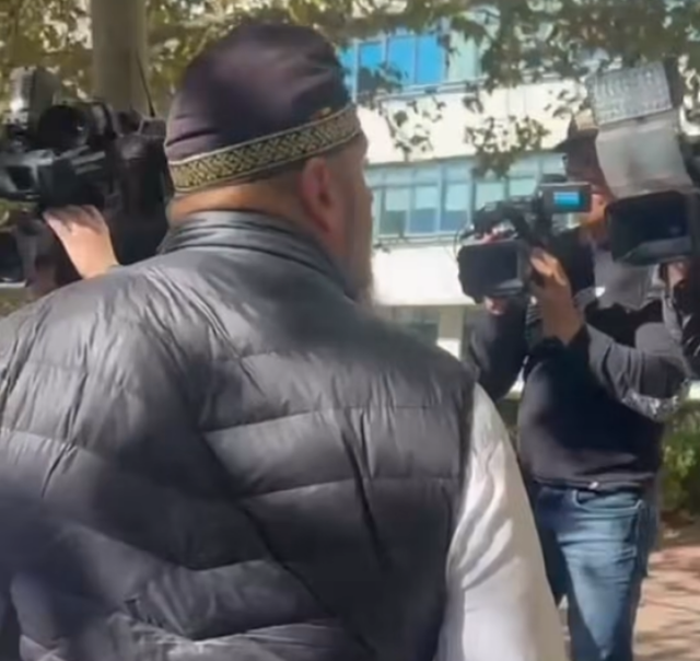 Simpatizator al lui Călin Georgescu plasat sub control judiciar după agresiunea asupra jurnaliștilor