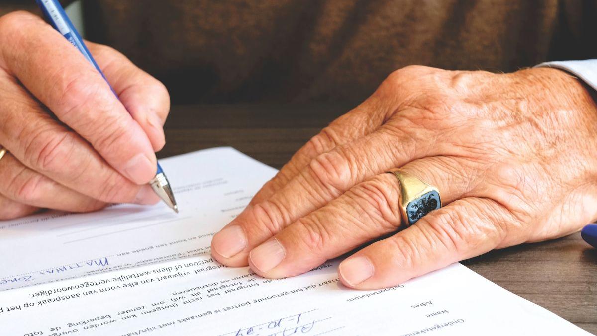 Cum poate un părinte să recupereze casa donată copiilor: procedurile legale de revocare și anulare