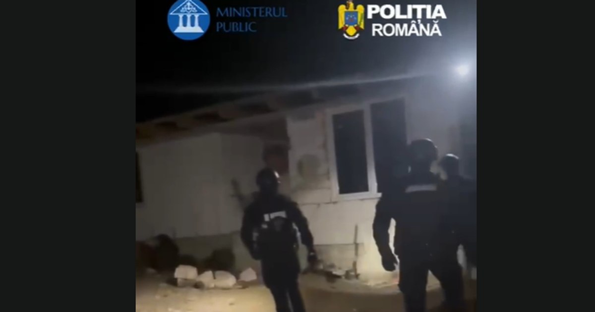 Operațiune masivă de poliție în 12 județe pentru violențele de la Piața Victoriei