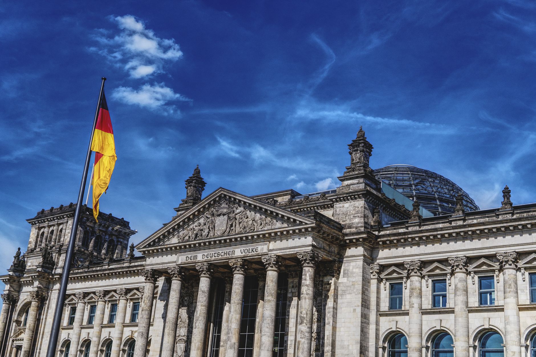 Conflict pentru bugetul UE 2028-2034: Eurodeputații refuză reducerile propuse de Consiliu