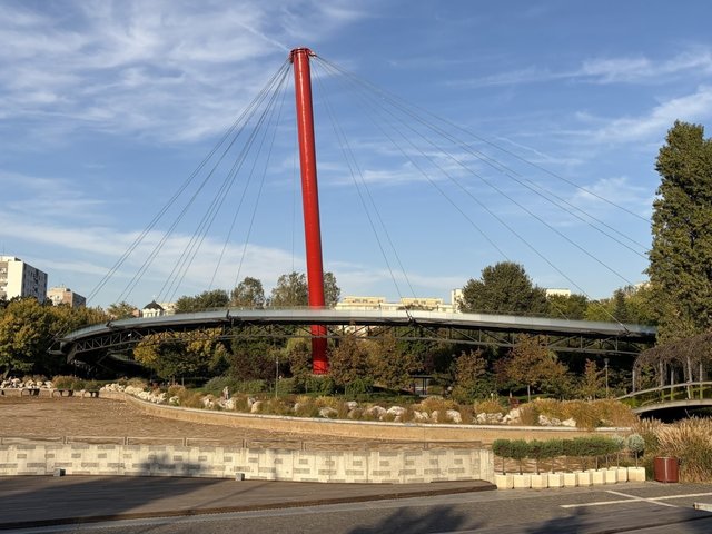 Reparații masive la pasarela din Drumul Taberei: de la rugină la sisteme cu ultrasunete