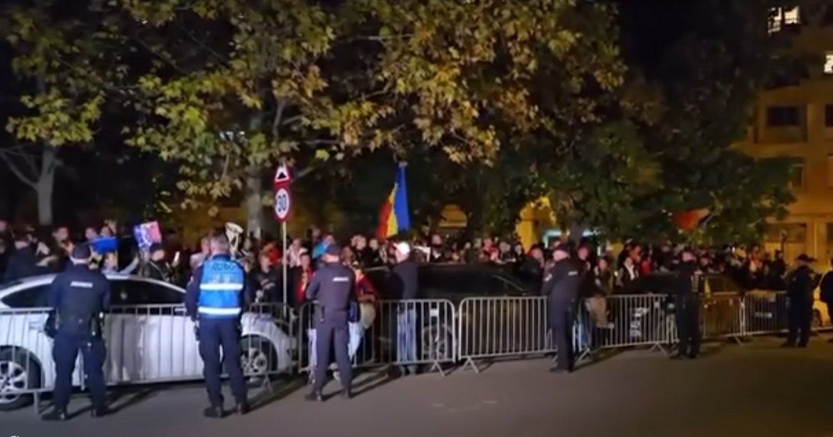 Amenzi masive și sesizări penale pentru susținătorii lui Călin Georgescu după protestele de la DIICOT și Arestul Central