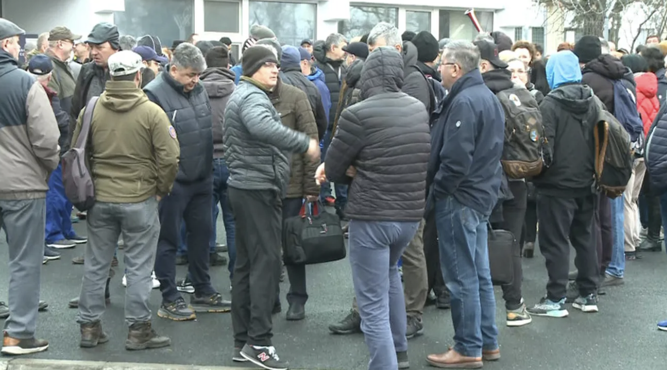 Scandal la IAR Ghimbav: Angajații protestează creșterea masivă a indemnizațiilor pentru conducere