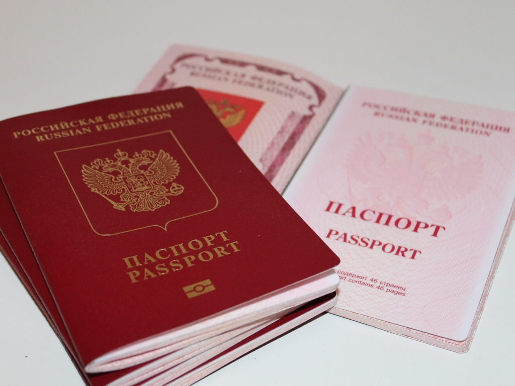 Scandal cu acte false: 16 cetățeni ruși trimiși în judecată pentru obținerea de identități românești