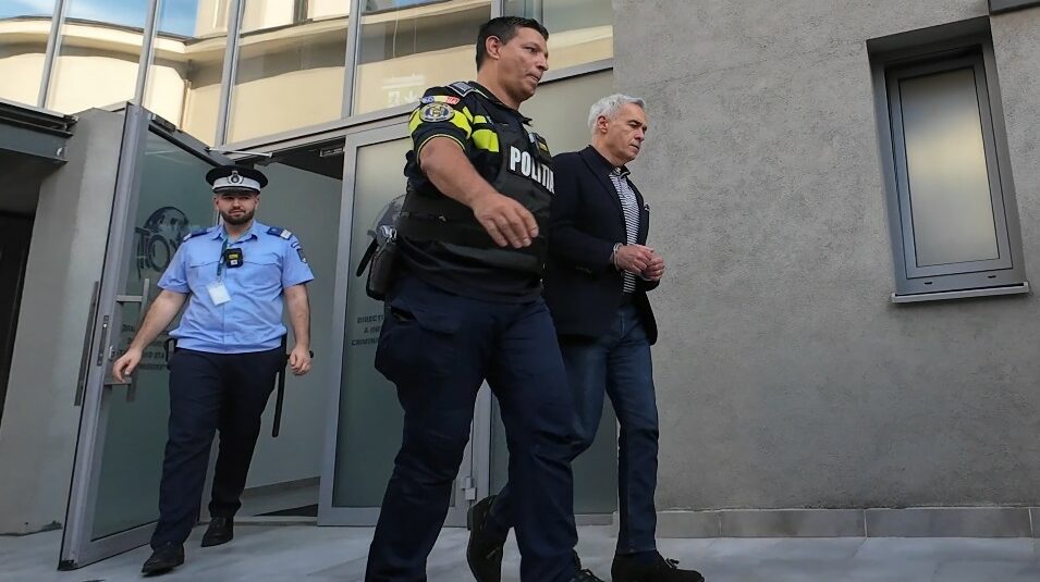 Decizie decisivă pentru Călin Georgescu: Tribunalul București va decide astăzi dacă este eliberat din arest