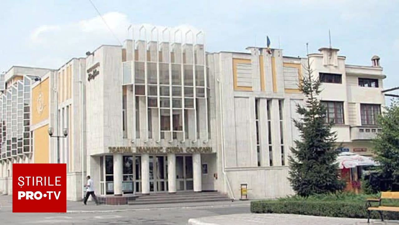 Scandal la Teatrul „Elvira Godeanu”: Actori obligați să evite publicul și monitorizați de paznici
