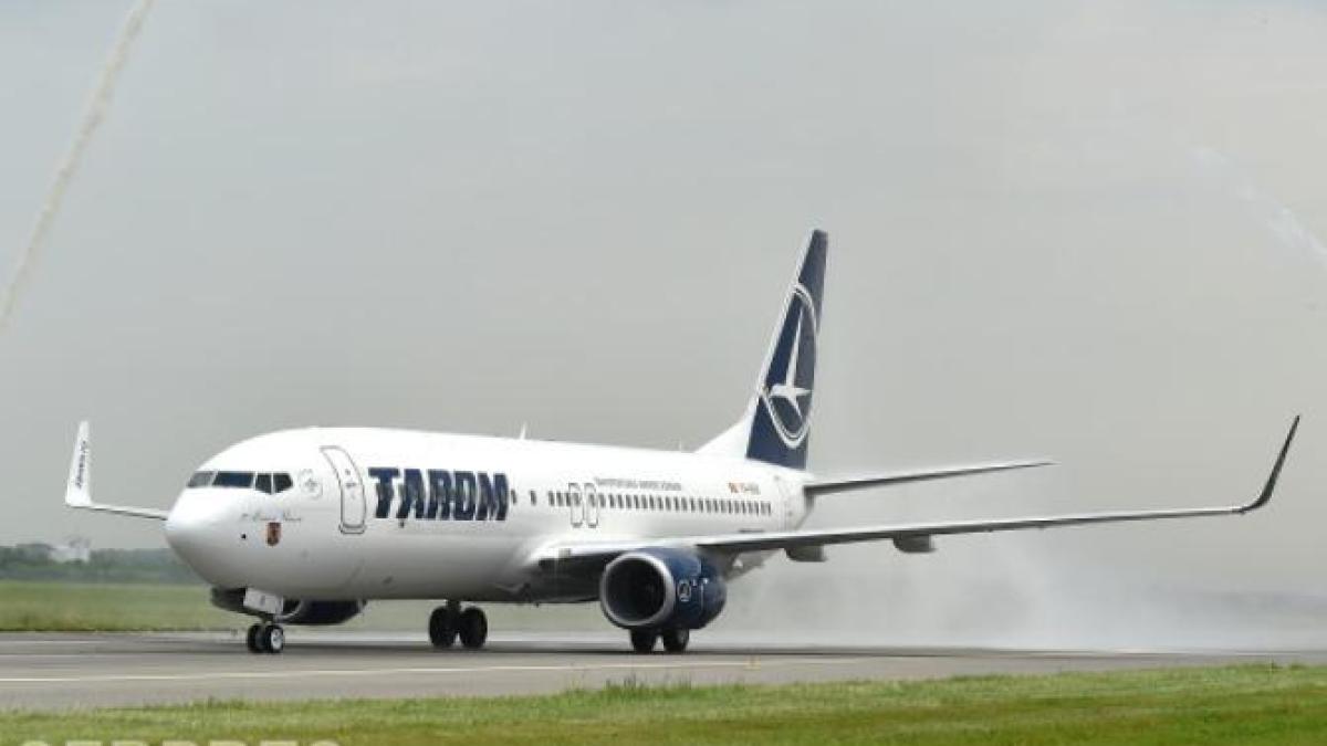 TAROM plătește taxe integrale, în timp ce Wizz Air beneficiază de reduceri masive, acuză un fost pilot