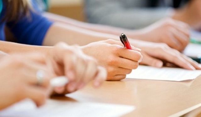 Scandal în concursul pentru directori: Două directoare de la colegii de elită din București au fost eliminate